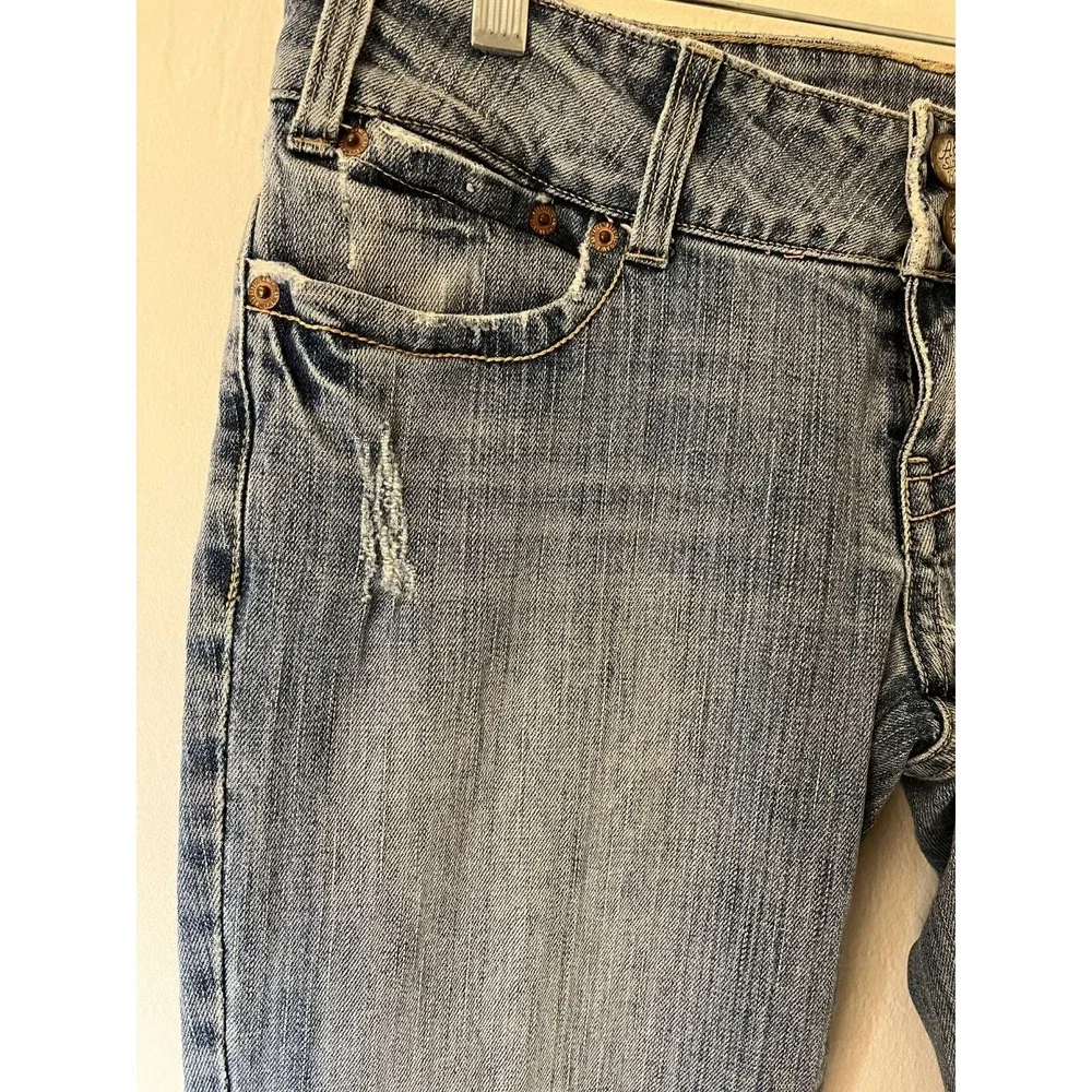 Vintage American Eagle Women's Size 8 Regular Blue Jeans Light Wash Distressed